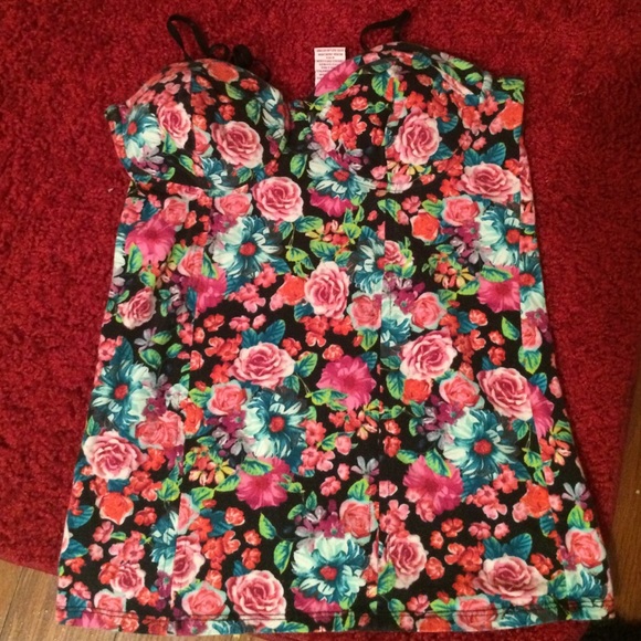 Floral top