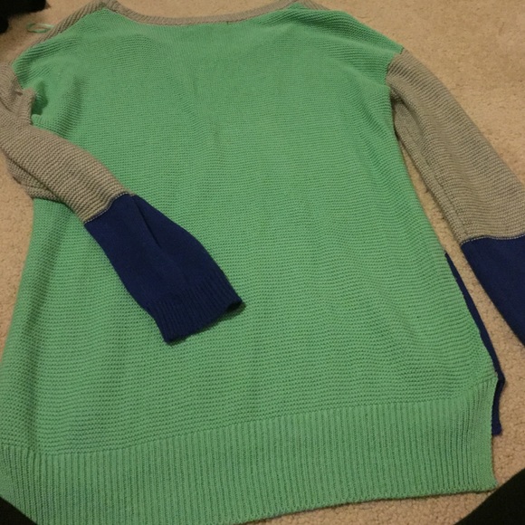 Block sweater - Picture 2 of 2
