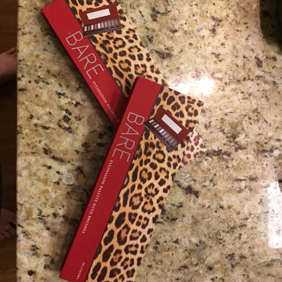 Two BARE eyeshadow palettes!