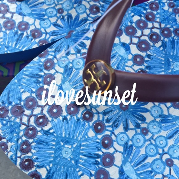 ❗️Bundled❗️{Tory Burch} Flip-flops - Picture 2 of 4