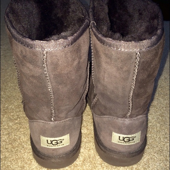❌SOLD❌Super cute Brown Uggs - Picture 2 of 4