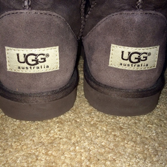 ❌SOLD❌Super cute Brown Uggs - Picture 4 of 4