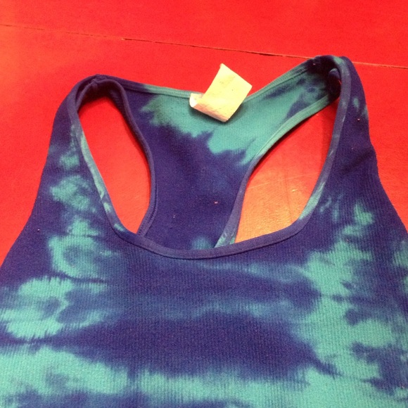 Tank top - Picture 3 of 4