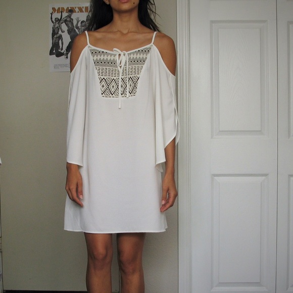 Girl N' Lady white tunic dress size small - Picture 3 of 4