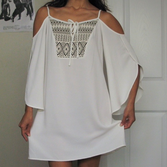 Girl N' Lady white tunic dress size small - Picture 4 of 4
