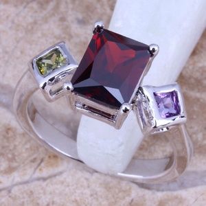 NWOT Garnet & Topaz Silver Plated Ring Size 8