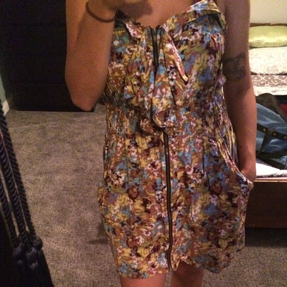 Dress - Picture 2 of 3