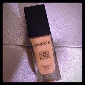 Smashbox liquid halo HD foundation spf 15