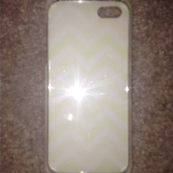 iPhone 5/5s case - Picture 2 of 2