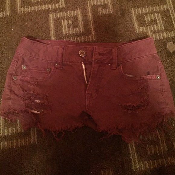 Maroon American eagle shorts