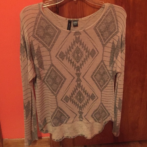 Tillys long sleeve
