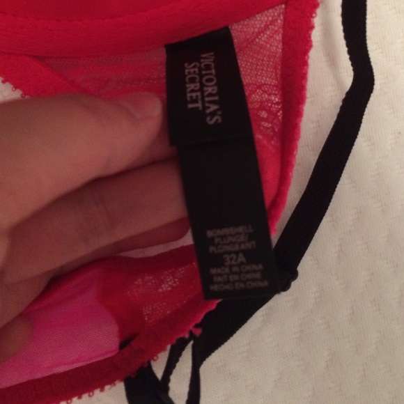 ❤️sold❤️Victoria's Secret Bombshell Bra - Picture 3 of 4
