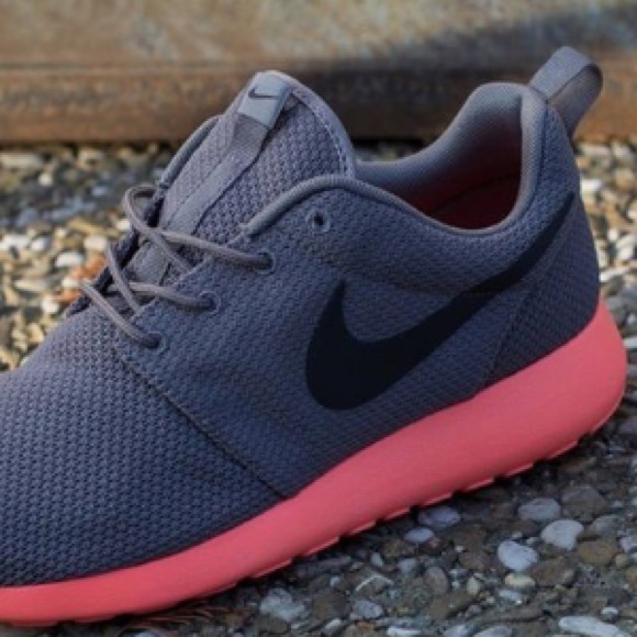 Nike Rosh