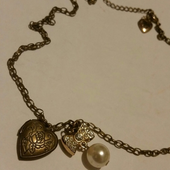 SOLD IN BUNDLE Betsey Johnson Locket Bow Necklace - Picture 2 of 4
