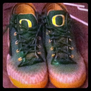 Oregon duck offseason shoes(football)