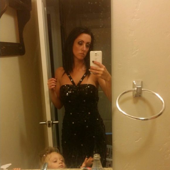 Cocktail dress black w/ sequence and diamond jewel - Picture 3 of 4