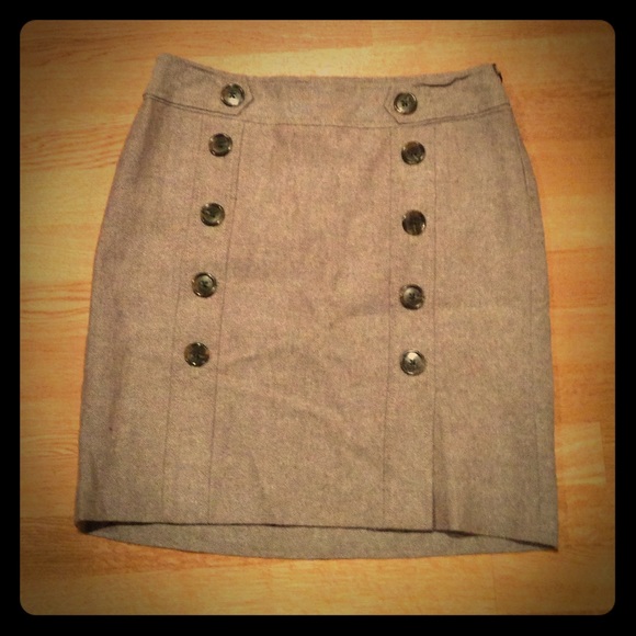 Ann Taylor Petite brown buttoned skirt