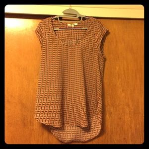 Daniel Rainn Cap sleeve blouse