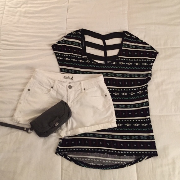 Tribal Top