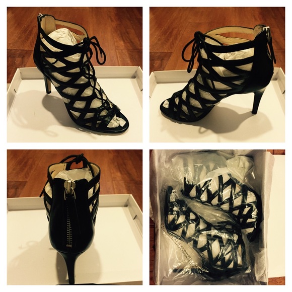 NINE WEST Sandals 6.5 BNIB