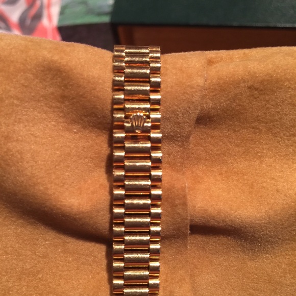 Authentic Pre-Owned Lady's Yellow Gold Rolex - Picture 4 of 4