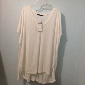 Brandy Melville white v-neck shirt