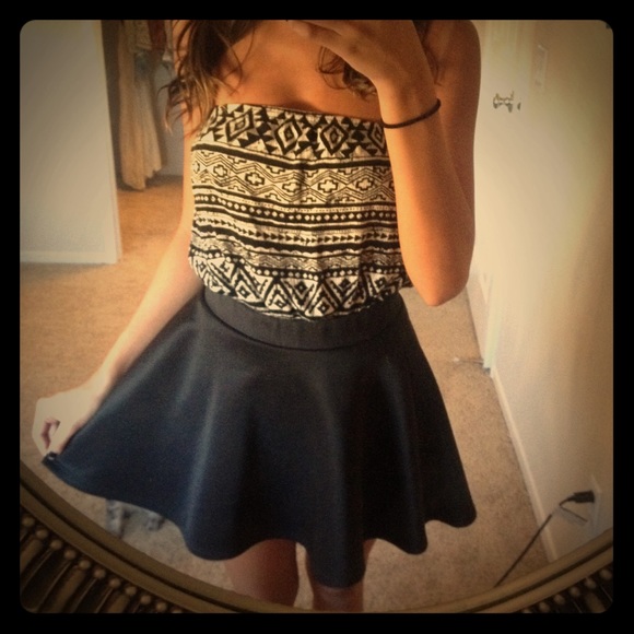 Black skater skirt