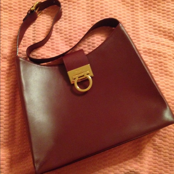 Beautiful burgundy Salvatore Ferragamo handbag
