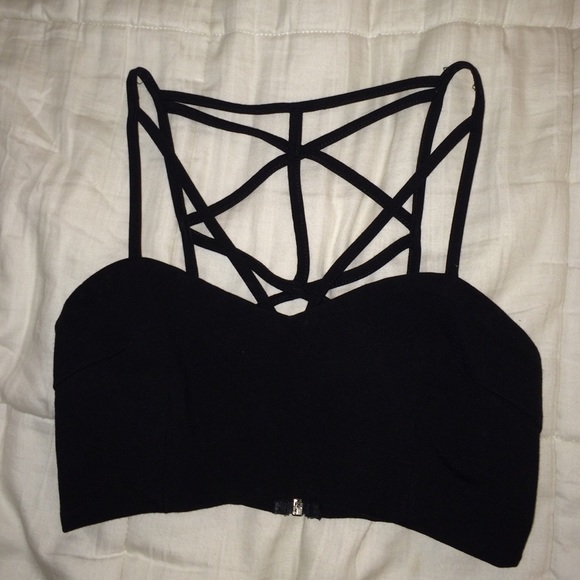 Black croptop/bralett