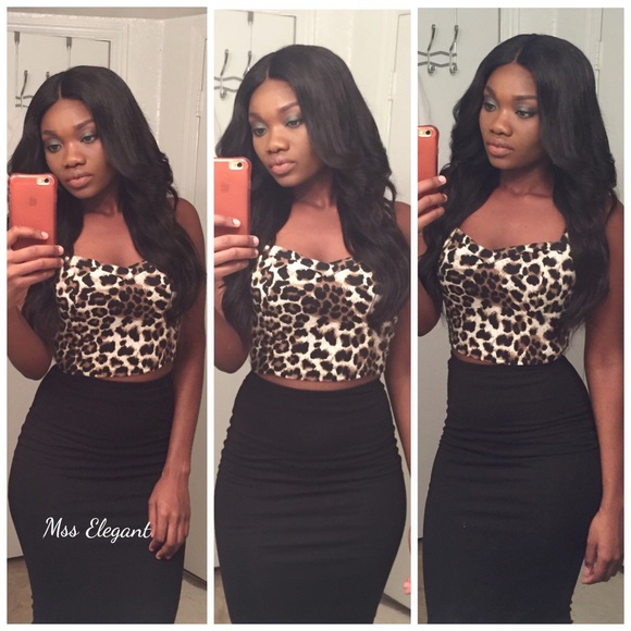 🎀Meet your posher! Magdah💖 - Picture 2 of 4