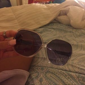 DVF sunglasses brand new💗💗