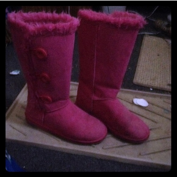 Ugg style Pink Button Boots!