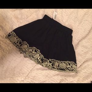 Embroidered black skirt