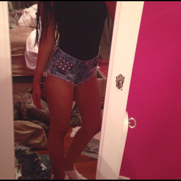 RUNWAY DREAMZ 450 stone stunner dream shorts NWOT