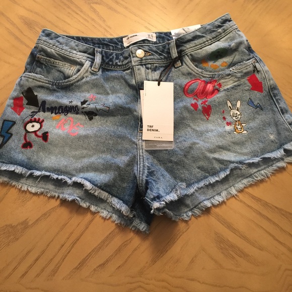 Zara Graphic Shorts Size 10