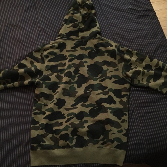 Bape Camo Pullover Hoodie ****SOLD**** - Picture 2 of 4