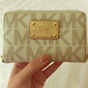 Micheal Kors Wallet