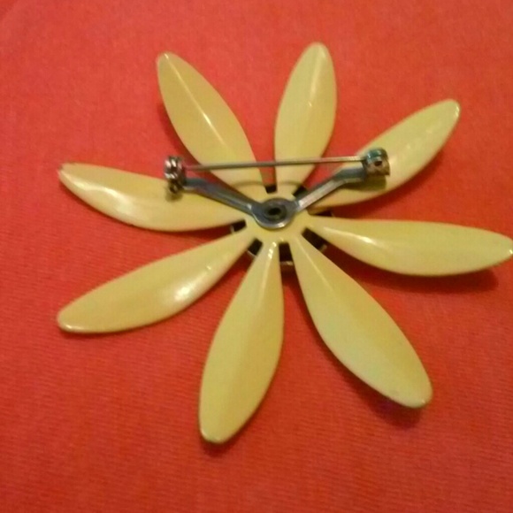 Pin - Picture 2 of 3