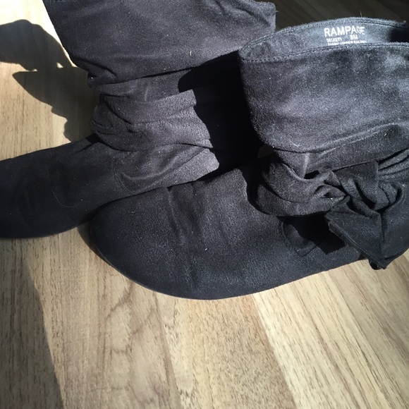 Boots - Picture 3 of 3