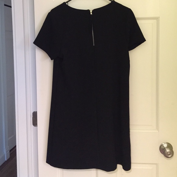 Black dress with back accent zipper - Picture 2 of 3