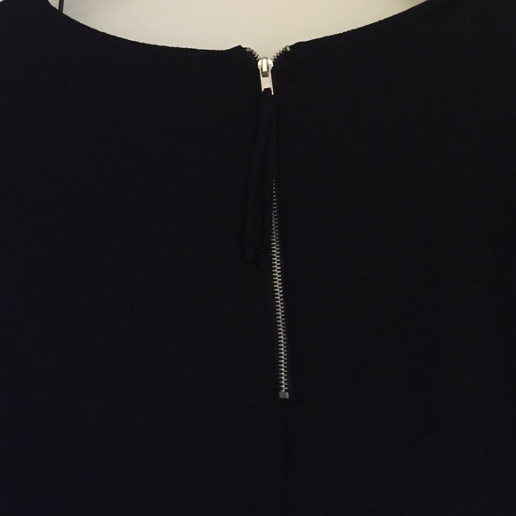 Black dress with back accent zipper - Picture 3 of 3