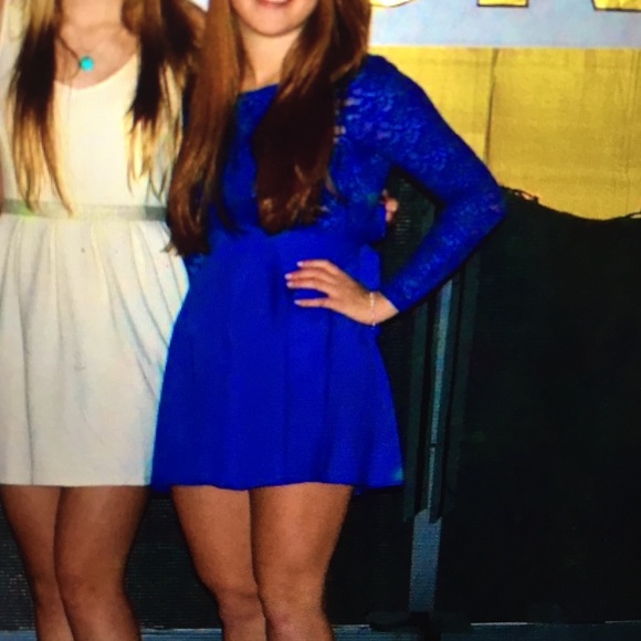 Long sleeve blue dress with scoop back and bow - Picture 1 of 3