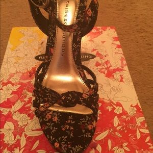 Cute wedge Chinese Laundry shoes