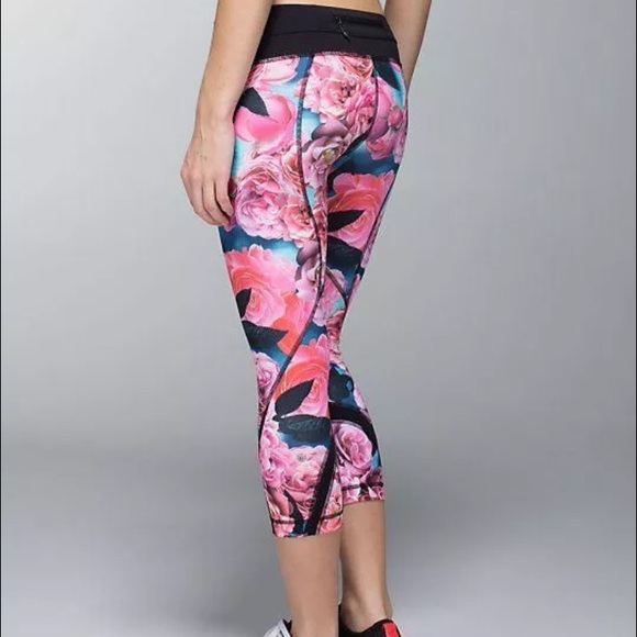 Lululemon Secret Garden Run Inspire Crops size6