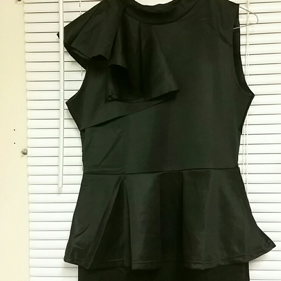 Little Black Dress - Picture 3 of 4