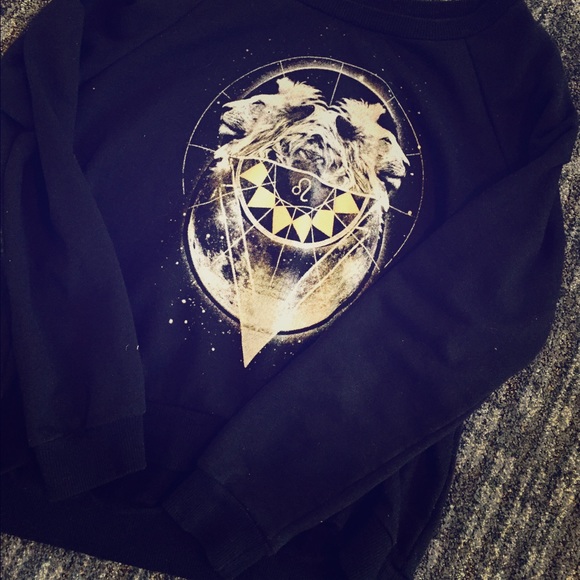 Double lion obey crew neck