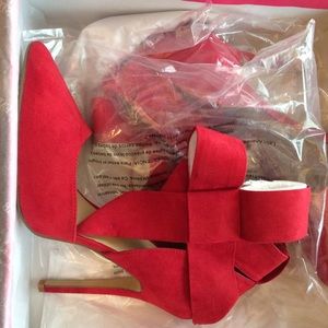 Red bow tie High Heel