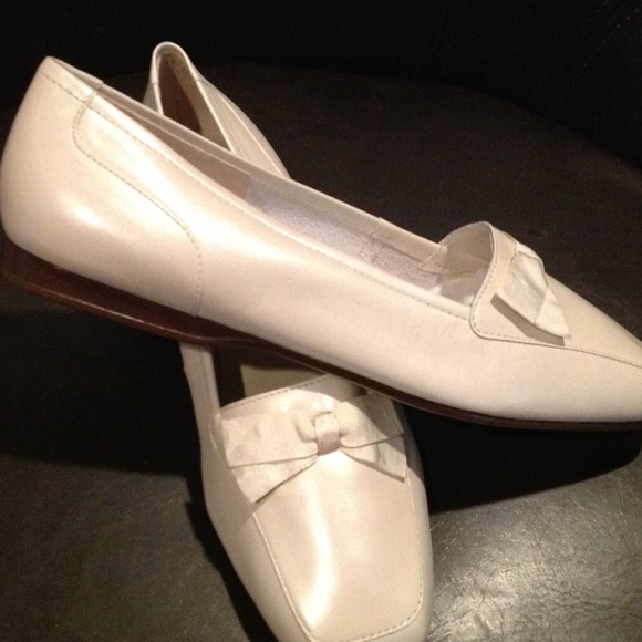 Worthington Soft Collection - 7W PEARL BONE - Picture 2 of 3