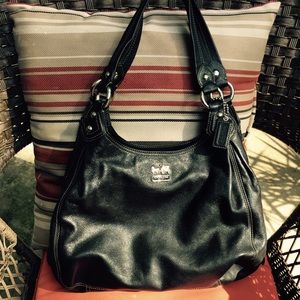 💜 Authentic Coach Madison Leather handbag💖