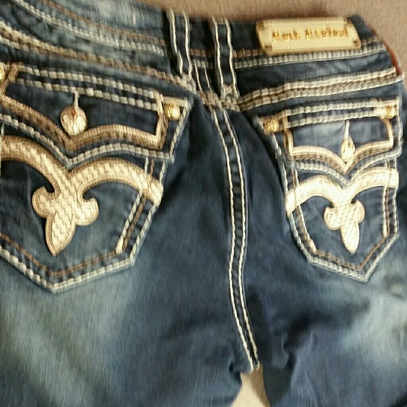 Bundle for @lovevs1982 rock jeans and vs shorts